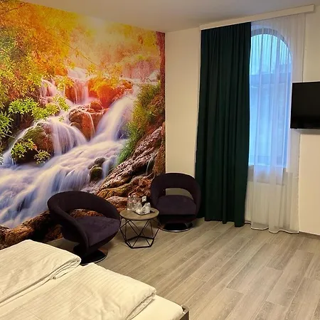 Weisses Haus 3* Πλάουεν