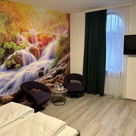 Πανσιόν Weisses Haus 3*