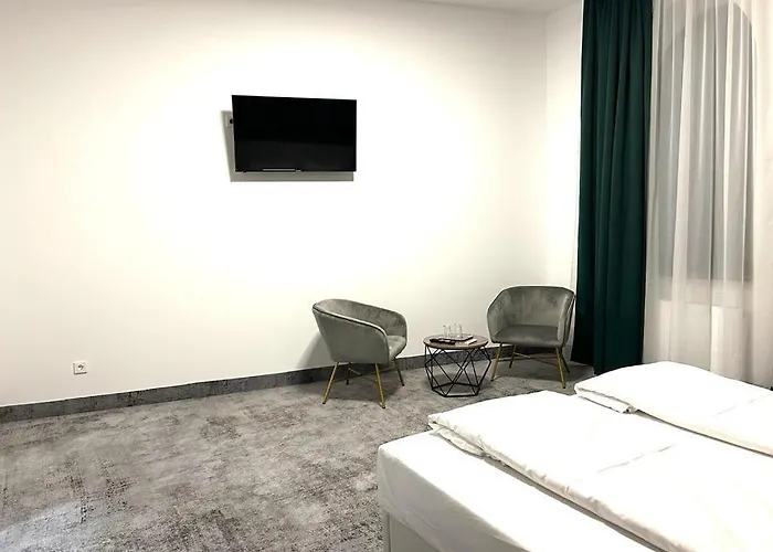 Guest house Weisses Haus 3*